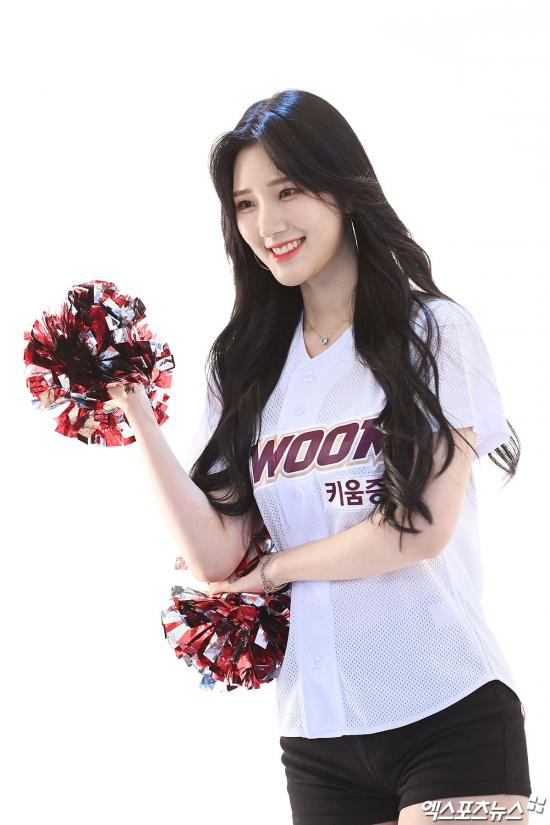 김수진 치어리더