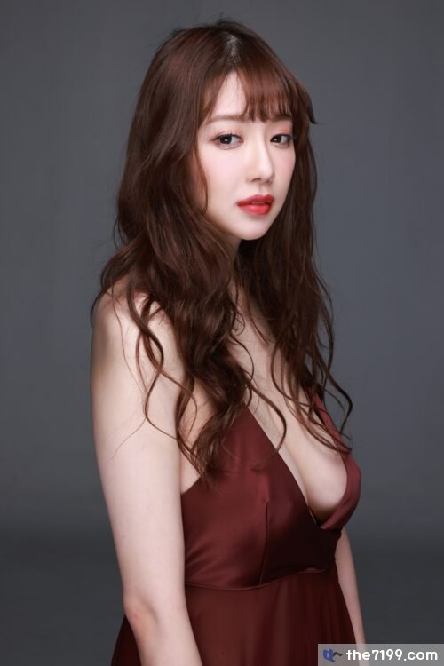 안자이 라라 드레스